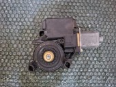 MOTORAS MACARA DREAPTA SPATE VOLKSWAGEN POLO 6R OEM: 6R0959812B.