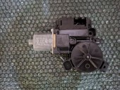 MOTORAS MACARA DREAPTA SPATE VOLKSWAGEN POLO 6R OEM: 6R0959812B.