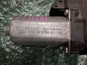 MOTORAS MACARA STANGA FATA AUDI A4 B6 OEM: 0130821765.