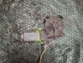 MOTORAS MACARA STANGA FATA DACIA LOGAN OEM: 400726D.