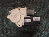 MOTORAS MACARA STANGA FATA RENAULT LAGUNA III OEM: 5556210200.