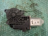 MOTORAS MACARA STANGA FATA SEAT IBIZA IV 