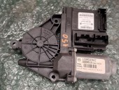 MOTORAS MACARA STANGA FATA SKODA OCTAVIA II OEM: 1K0959792H/1T0959702C.