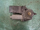 MOTORAS MACARA STANGA FATA VOLKSWAGEN GOLF IV OEM: 101430200.