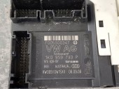 MOTORAS MACARA STANGA FATA VOLKSWAGEN GOLF VI OEM: 1K5837401AN/1K0959793P.