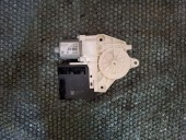 MOTORAS MACARA STANGA FATA VOLKSWAGEN JETTA IV OEM: 3C0959793B.