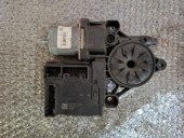 MOTORAS MACARA STANGA FATA VOLKSWAGEN PASSAT B7 OEM: 3C0959793C.
