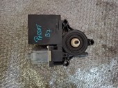 MOTORAS MACARA STANGA FATA VOLKSWAGEN PASSAT B7 OEM: 3C0959793C.
