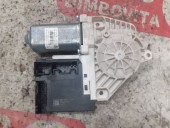 MOTORAS MACARA STANGA FATA VOLKSWAGEN PASSAT CC OEM: 1T0959701AG.