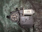MOTORAS MACARA STANGA FATA VOLKSWAGEN POLO 9N OEM: 6Q2559802A.
