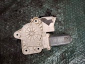 MOTORAS MACARA STANGA SPATE OPEL VECTRA OEM: 24414776LH.