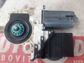MOTORAS MACARA STANGA SPATE SKODA OCTAVIA II OEM: 5K0959703A/5K0959795.
