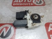 MOTORAS MACARA STANGA SPATE VOLKSWAGEN GOLF IV OEM: 101389101.