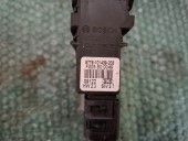 MOTORAS MACARA STANGA SPATE VOLKSWAGEN GOLF IV OEM: 1J4959811C.