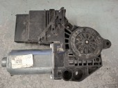 MOTORAS MACARA STANGA SPATE VOLKSWAGEN GOLF VI OEM: 5K0 959 703 D.