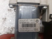 MOTORAS MACARA STANGA SPATE VOLKSWAGEN PASSAT B6 OEM: 1K0959703P.
