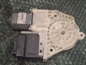 MOTORAS MACARA STANGA SPATE VOLKSWAGEN PASSAT B7 OEM: 3AA959703A.