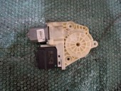 MOTORAS MACARA STANGA SPATE VOLKSWAGEN PASSAT B7 OEM: 3AE839461.