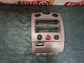 ORNAMENT BORD RENAULT MEGANE II OEM: 8200178630.