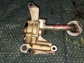 POMPA ULEI VOLKSWAGEN GOLF V OEM: 038115121A.