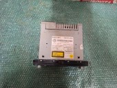 RADIO CD VOLKSWAGEN GOLF VI OEM: 1K0035156B.