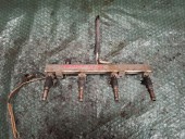 RAMPA INJECTOARE CHEVROLET AVEO OEM: 96475741.