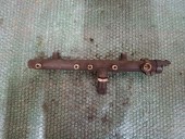 RAMPA INJECTOARE HYUNDAI MATRIX OEM: 31400 27500.