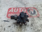 RAMPA INJECTOARE RENAULT MEGANE II OEM: 8200584032.