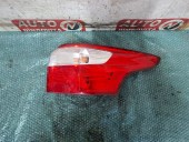 STOP DREAPTA FORD FOCUS III 