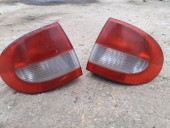 STOP DREAPTA RENAULT MEGANE OEM: 7700428059.
