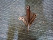 SUPORT / TAMPON CUTIE VITEZE DACIA LOGAN I OEM: 8200043084.