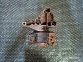 SUPORT / TAMPON MOTOR DACIA LOGAN MCV OEM: 8200728479.