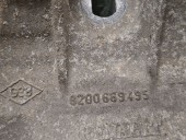 SUPORT ACCESORII MOTOR RENAULT MEGANE III OEM: 8200669495.