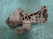 SUPORT ACCESORII MOTOR RENAULT MEGANE III OEM: 8200669495.