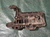 SUPORT BATERIE VOLKSWAGEN CADDY III OEM: 1K0915333B.