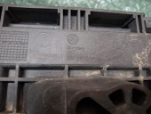 SUPORT BATERIE VOLKSWAGEN GOLF VI OEM: 1K0915333C.