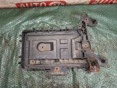 SUPORT BATERIE VOLKSWAGEN GOLF VI OEM: 1K0915333C.