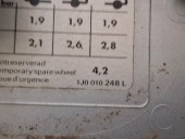 USITA REZERVOR VOLKSWAGEN BORA OEM: 1J0010248L.