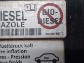 USITA REZERVOR VOLKSWAGEN GOLF V OEM: 1K0010497C.