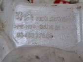 VAS LICHID SPALATOR PARBRIZ PEUGEOT 207 OEM: 9648337580.